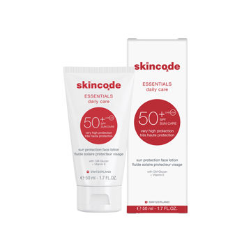 لوسیون ضد آفتاب بی رنگ اسکین کد مناسب برای انواع پوست با SPF50