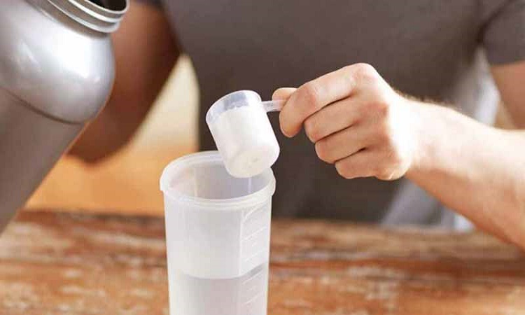 نحوه استفاده از پودر پروتئین برای کاهش وزن و لاغری