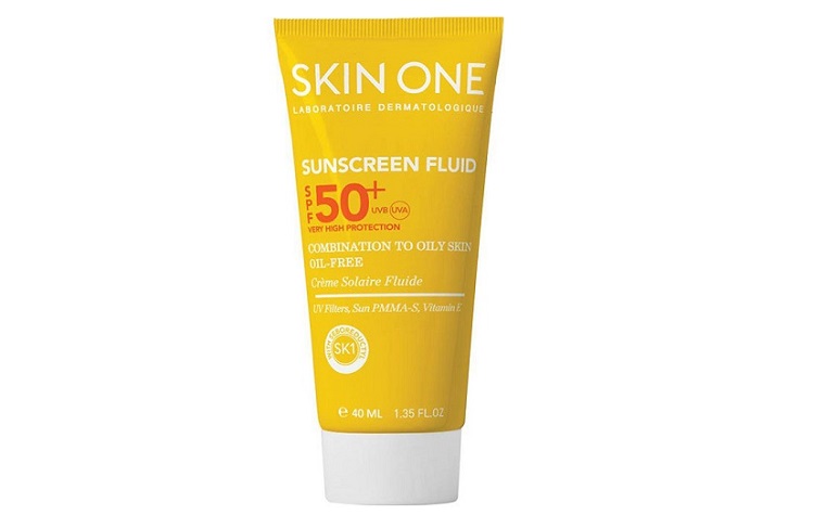 فلوئید ضد آفتاب بی رنگ اسکین وان مناسب برای پوست مختلط و چرب با SPF50+